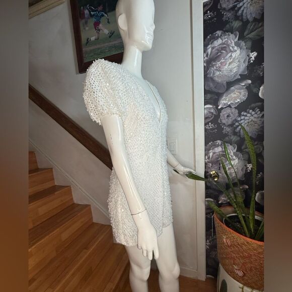 Anthropologie Watters Fizz V-Neck Short-Sleeve
Sequined Romper/ size 16 W - Picture 10 of 12